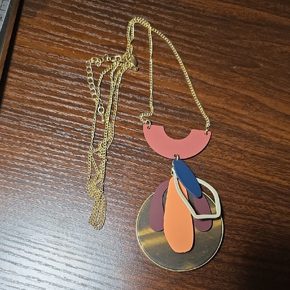 FASHION JEWELRY:Gold and Multicolor Geometric Necklace,NWOT